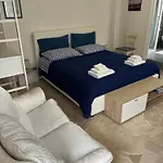 Bed & Breakfast Mediterranea With Private Parking Trani