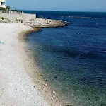 Mediterranea With Private Parking Bed & Breakfast Trani