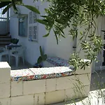Mediterranea With Private Parking Bed & Breakfast Trani