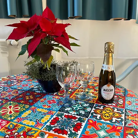 Mediterranea With Private Parking 4*