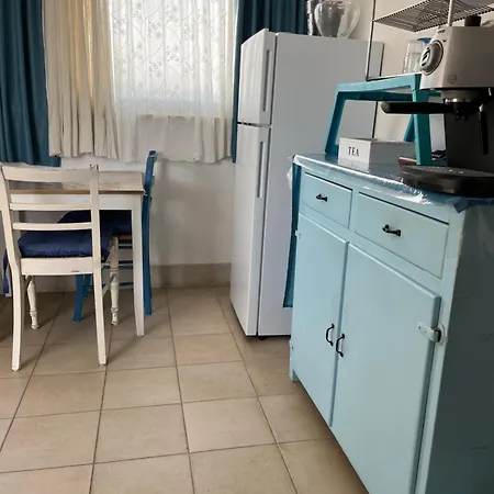 Mediterranea With Private Parking Bed & Breakfast