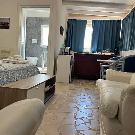 فندق مبيت وإفطار Mediterranea With Private Parking