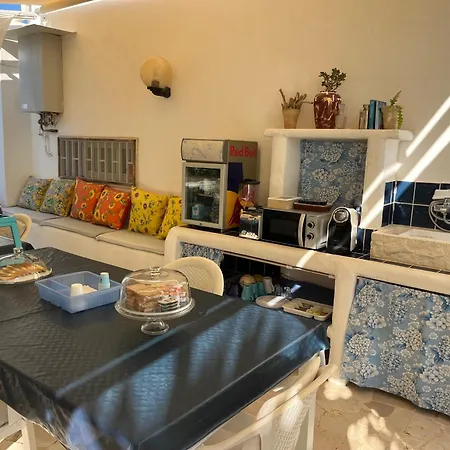 فندق مبيت وإفطار Mediterranea With Private Parking 4*