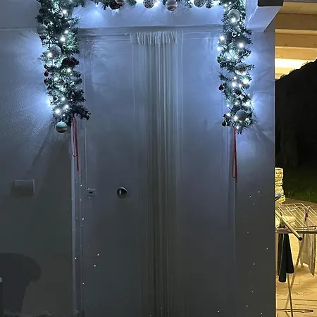 Mediterranea With Private Parking Bed & Breakfast Trani