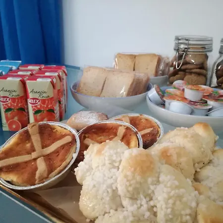 Mediterranea With Private Parking تراني