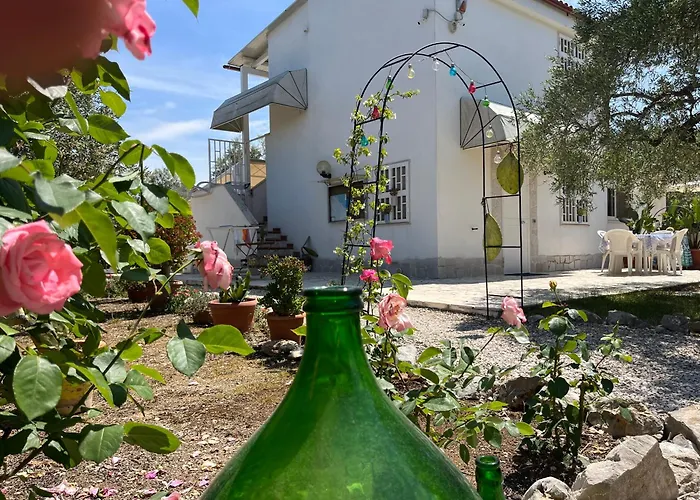 Mediterranea With Private Parking Trani