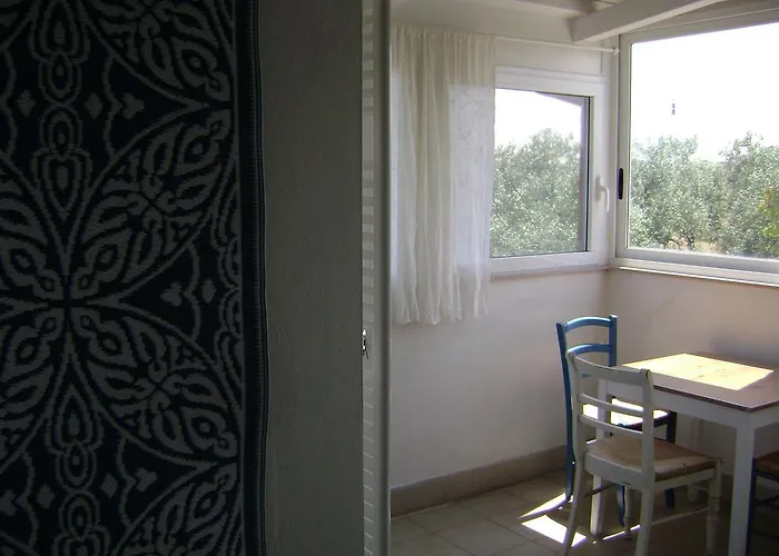 לינה וארוחת בוקר Mediterranea With Private Parking 4*